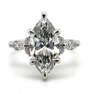 Modern, Leaf-Motif Multi-Diamond Ring